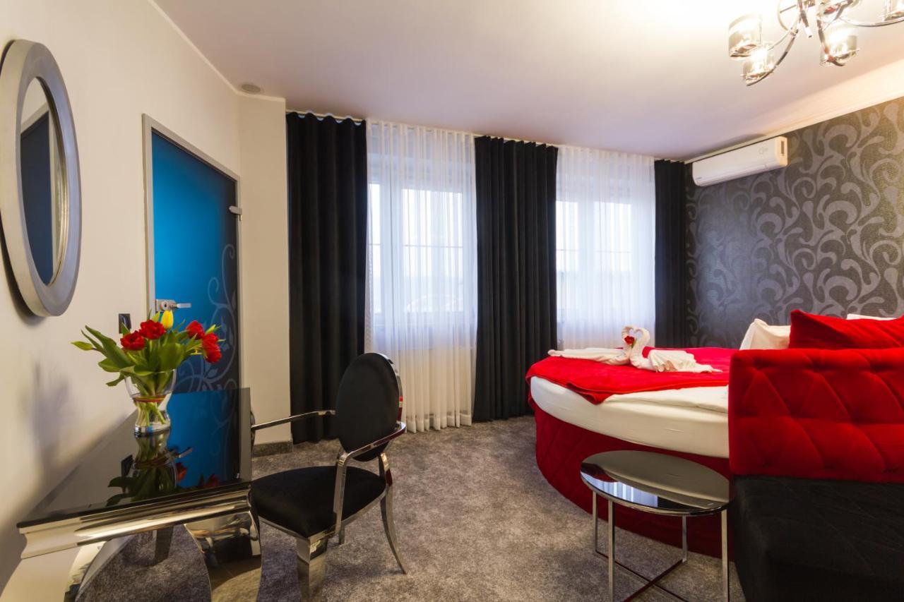 Włocławek Riverside Hotel מראה חיצוני תמונה