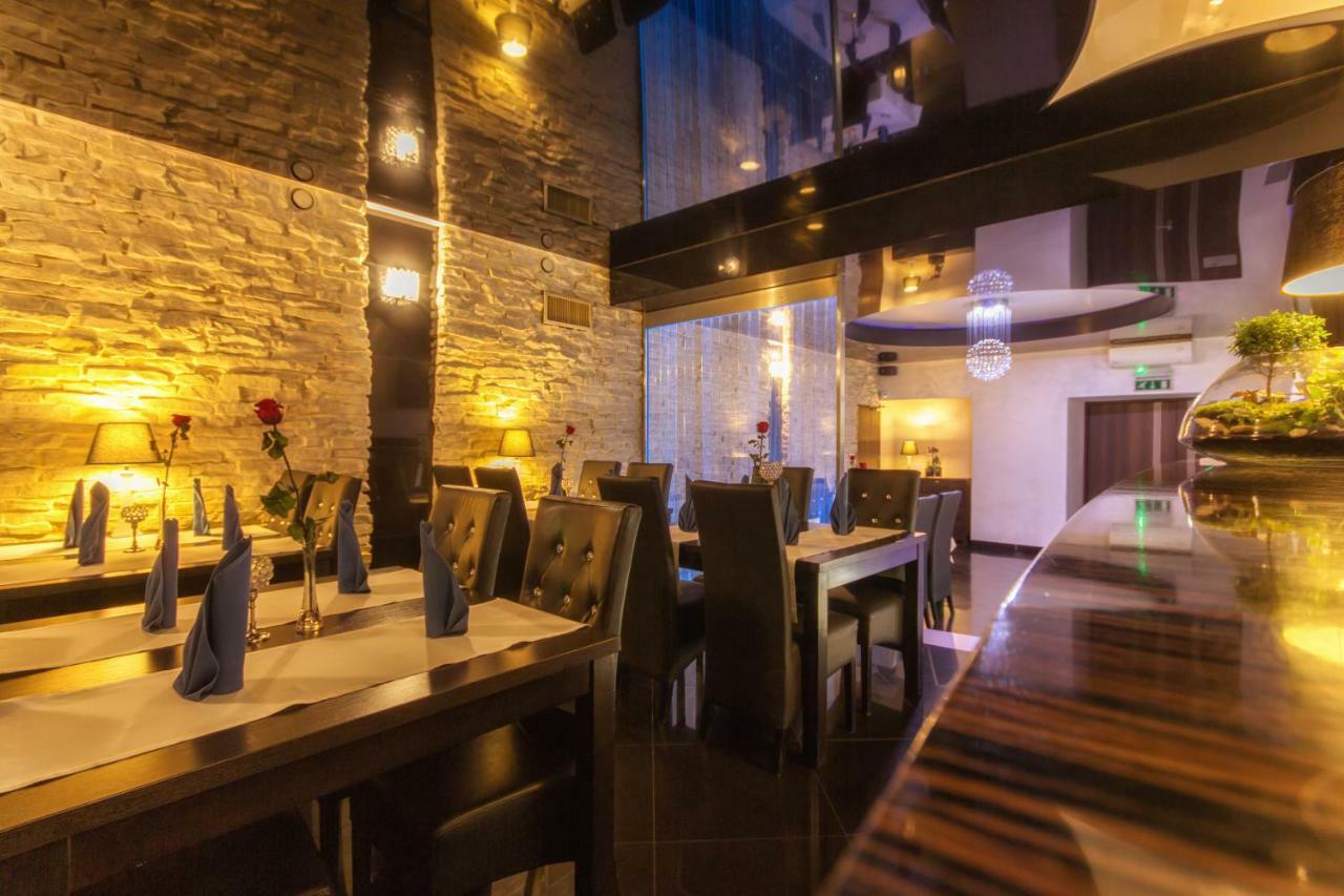 Włocławek Riverside Hotel מראה חיצוני תמונה